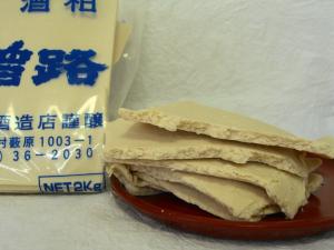 心の通う酒木曽路・酒のうまみたっぷりの木曽路の酒粕